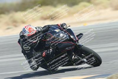 media/Sep-20-2025-Race Pace (Sat) [[d4e1b33f4d]]/Verified/Turn 10 Inside (1125am)/